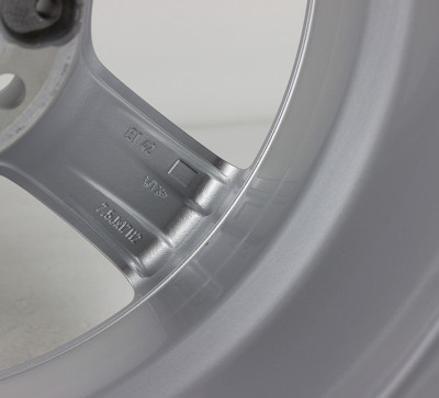 BCslk300二手17寸轮毂