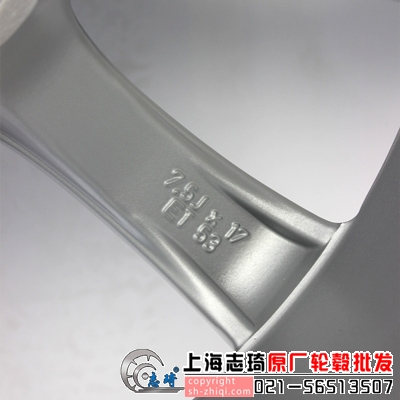 保时捷卡宴二手17寸轮毂