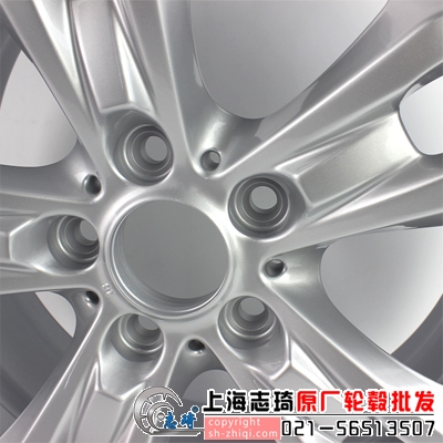 宝马X1原装17寸轮毂