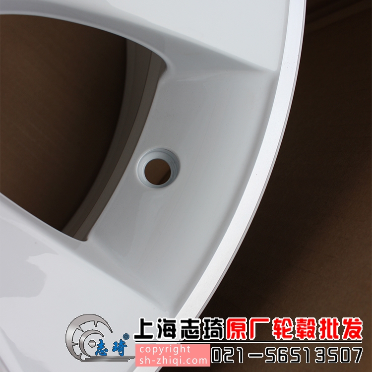 宝马1系17寸正品二手轮毂