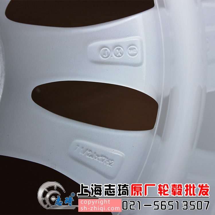 宝马1系17寸正品二手轮毂