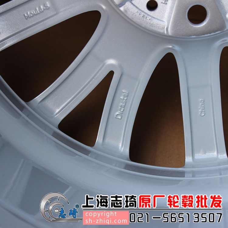 宝马525原装18寸二手正品轮毂
