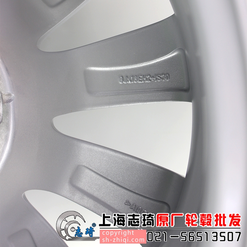 18寸二手宝马535li原装拆车轮毂