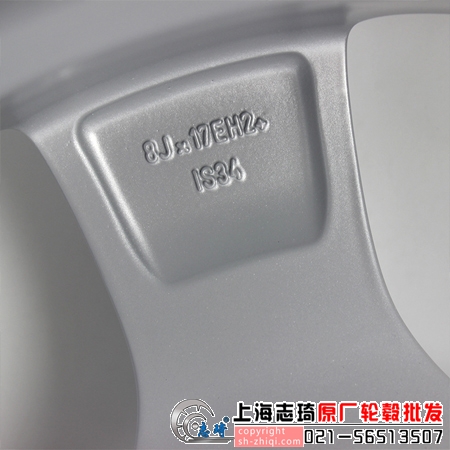 进口宝马325二手17寸轮毂