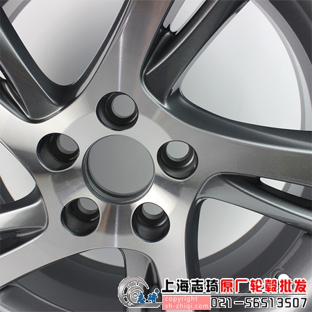 沃尔沃C30原装二手17寸钢圈