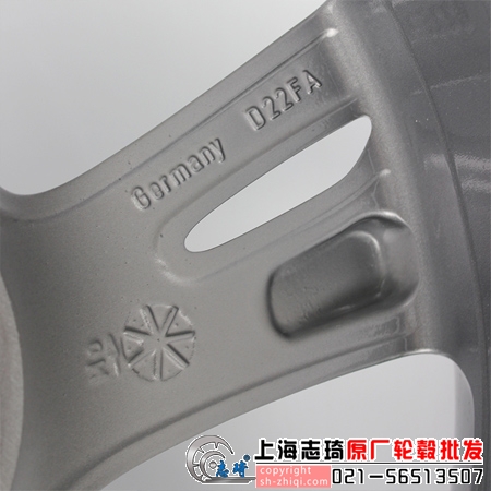 沃尔沃C30原装二手17寸钢圈