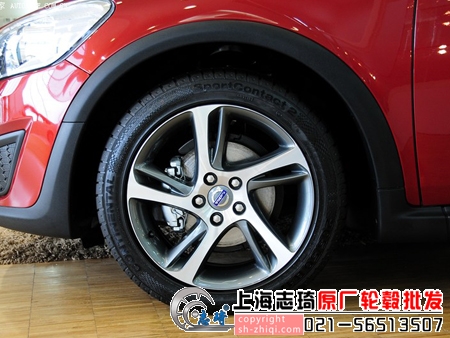 沃尔沃C30原装二手17寸钢圈