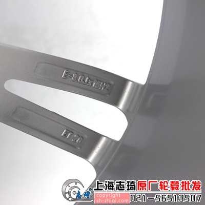 18寸奥迪a8进口拆车轮毂