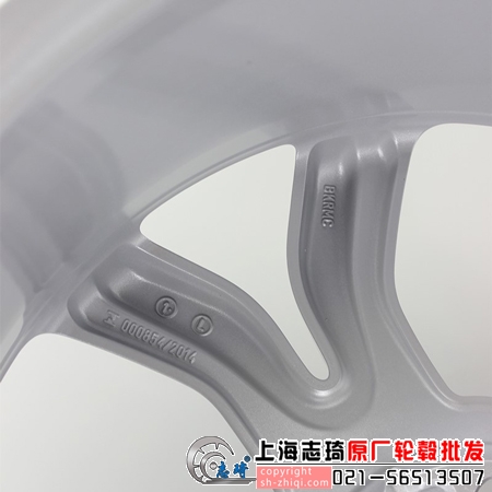路虎发现原装19寸拆车轮毂