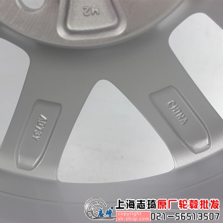 沃尔沃s40原装拆车轮毂16寸