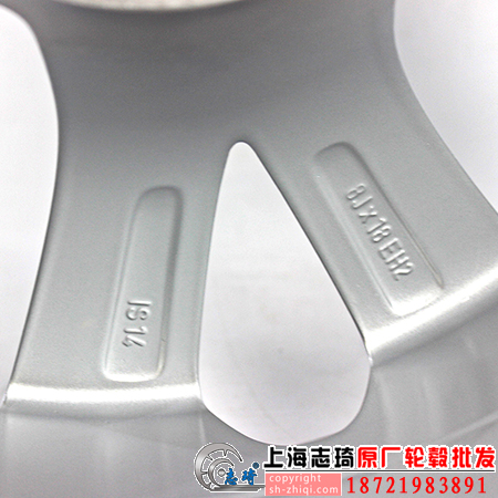 宝马6系原装拆车轮毂18寸