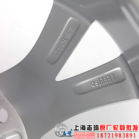 宝马6系原装拆车轮毂18寸