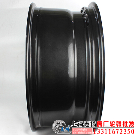 BCe300原装轮毂18寸