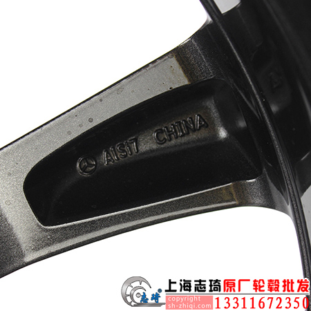 BCe300原装轮毂18寸