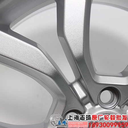 路虎揽胜运动版锻造轮毂21寸